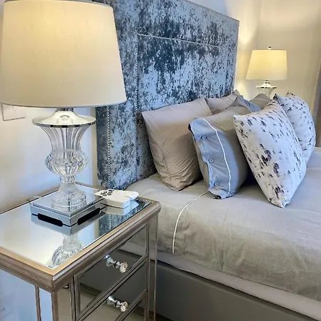 Avli Apartment *